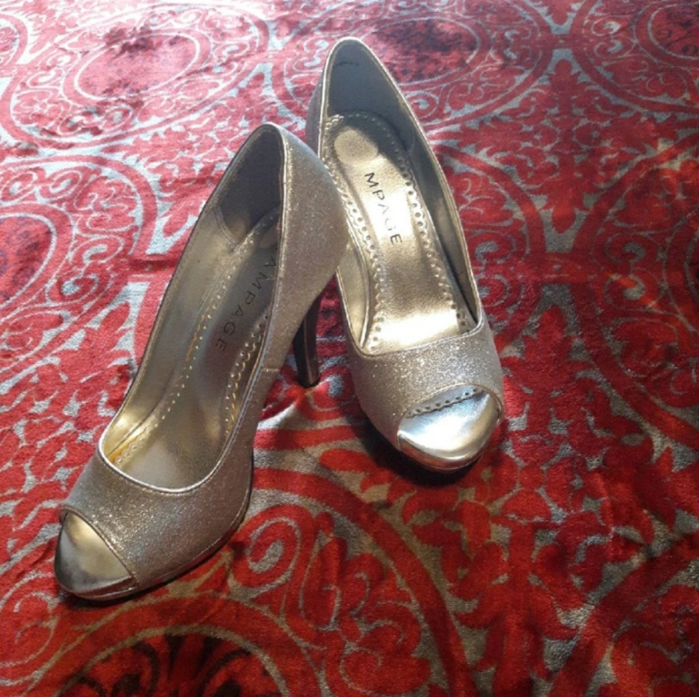 Silver sparkle heels